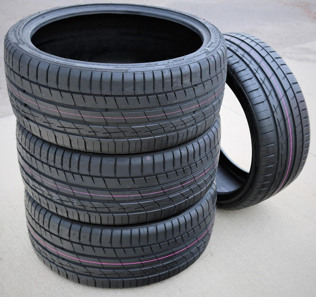 All-Season High Performance Radial Tire 265/40R20 104Y Load Range XL 4-Ply BSW B1498