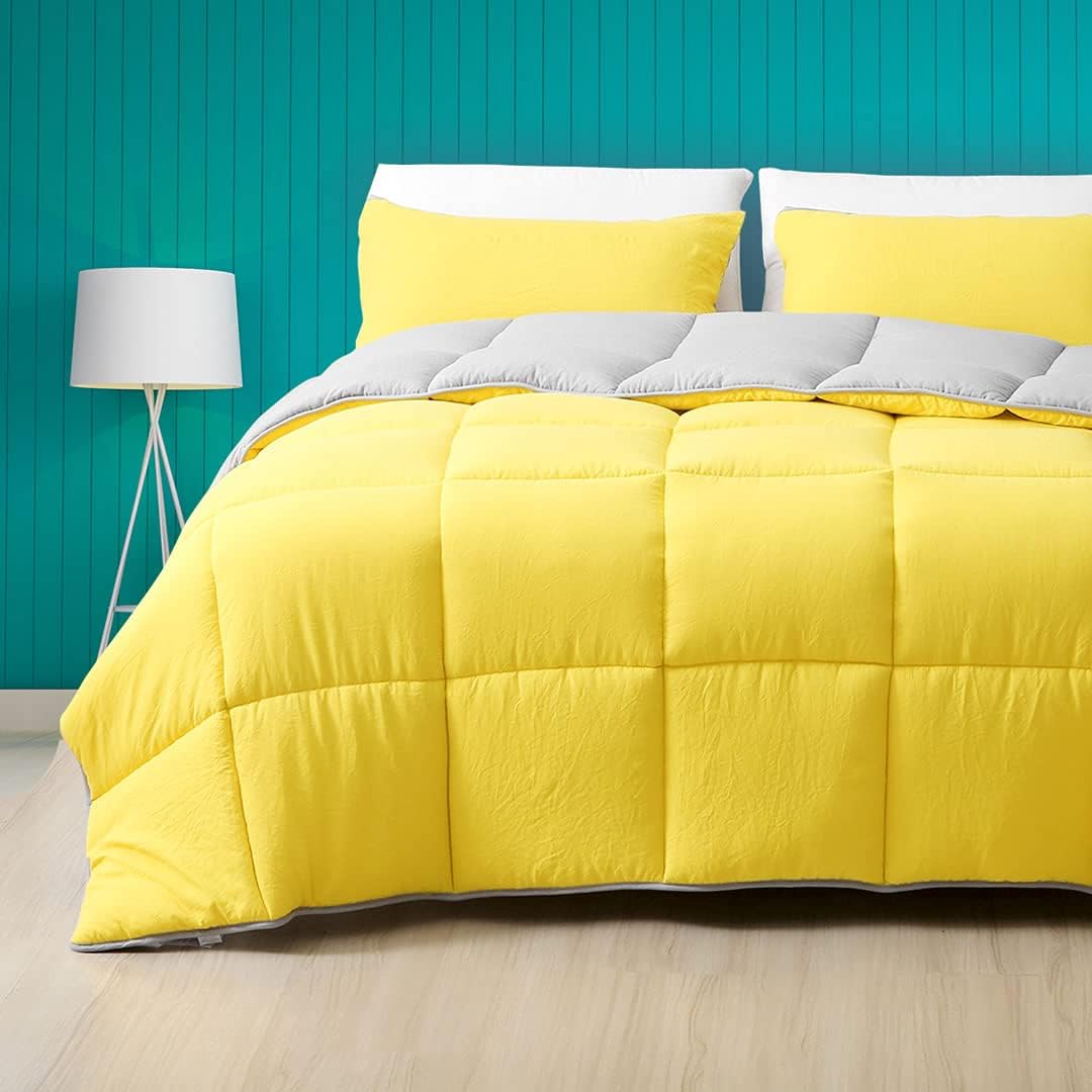 Reversible Full/Queen Down Alternative Comforter with Tabs, 88x88 Inches Z4796