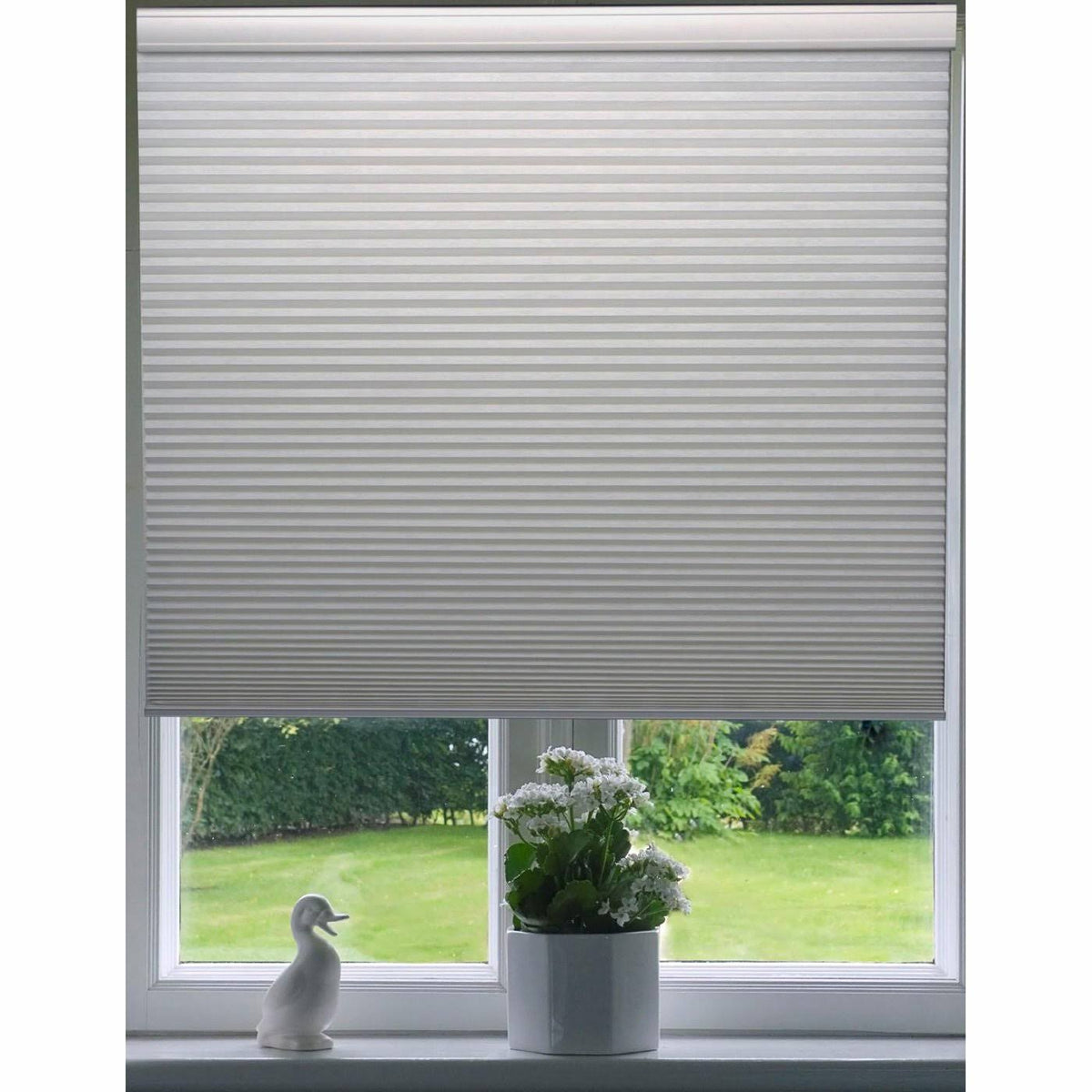 Blackout Cordless Cellular Shade Q383005