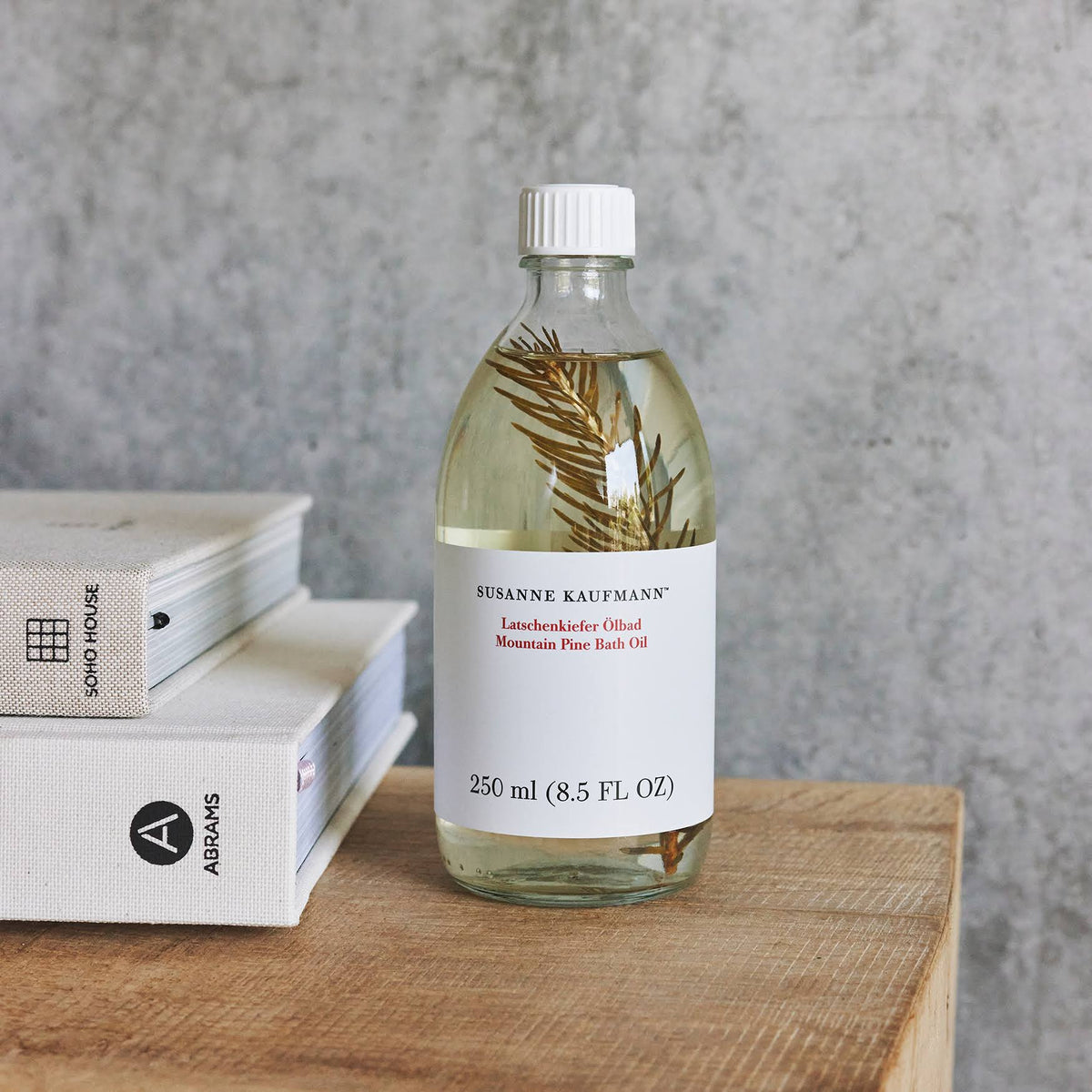 Mountain Pine Bath Oil 250 ml D468610