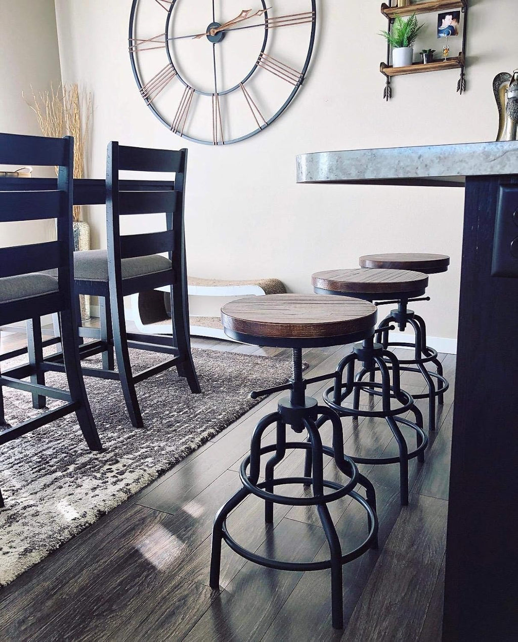 Rustic Swivel Bar Stool Set of 2 Z4225