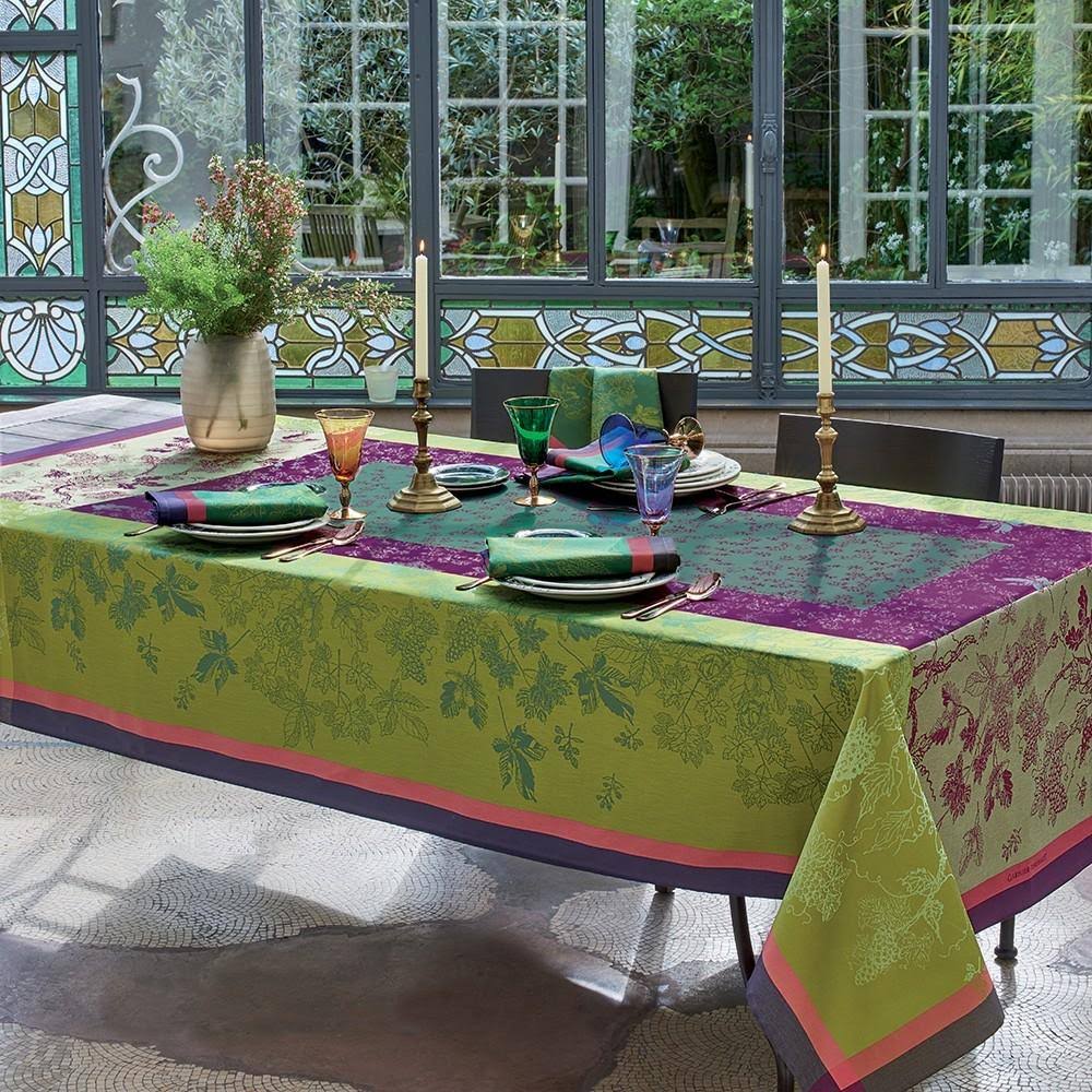 Green Tablecloth V597233