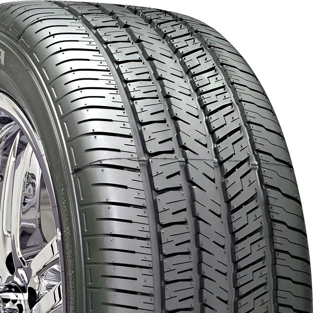 215/45R17 87W All-Season Tire T4605