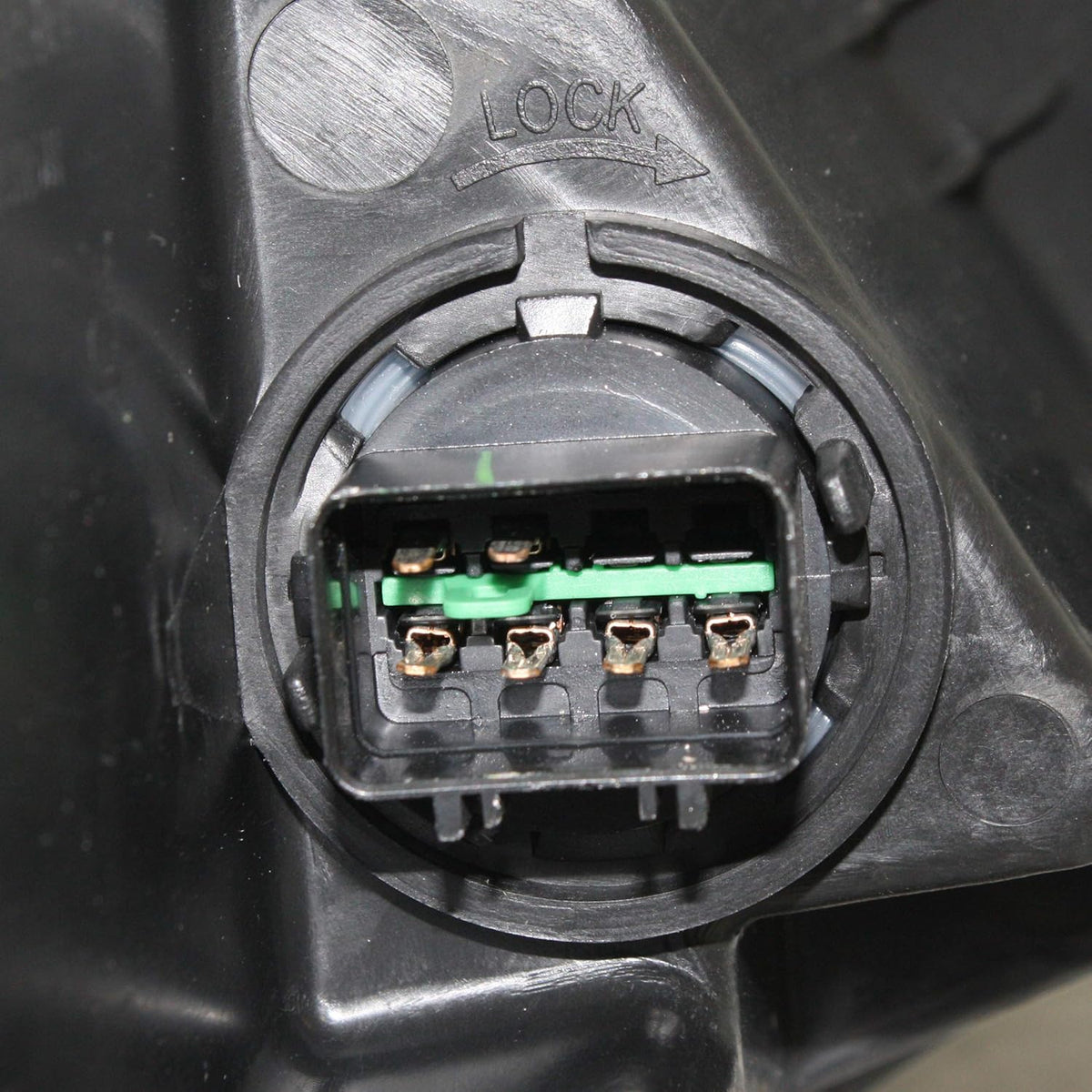 RH Halogen Headlight Assembly F74788